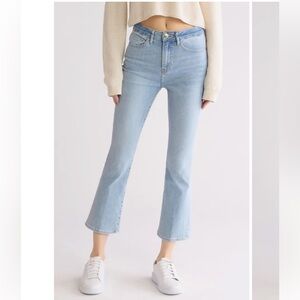 NWT Frame Le Crop Mini Boot Jeans in Integrity Size 30
